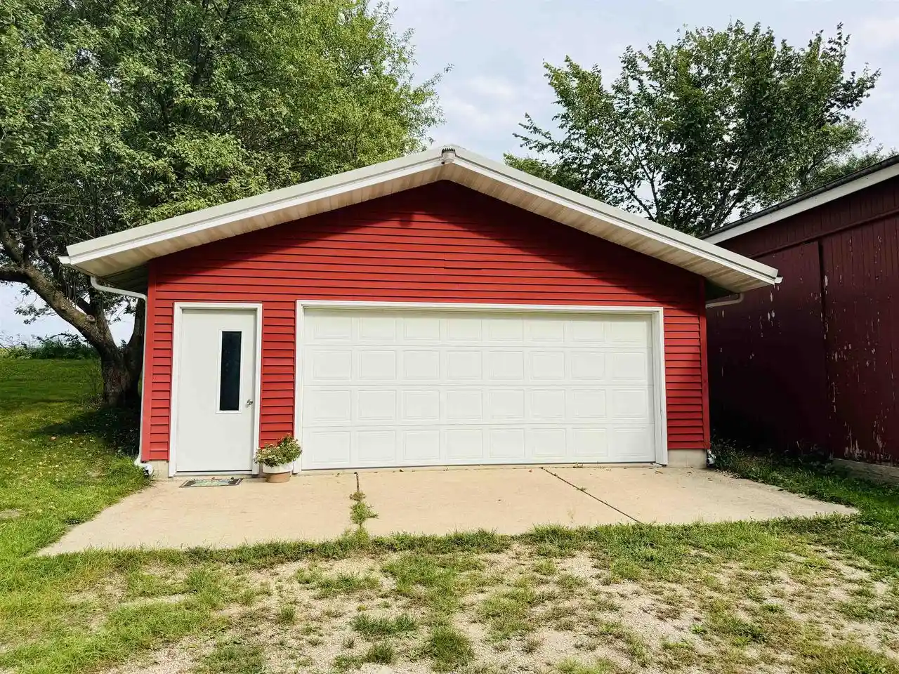 Photo 3 of Single family home for sale at N1216 Rahberger Rd, Monroe, WI 53566 | MLS# 2031865 | Listing updated on 2026-09-09