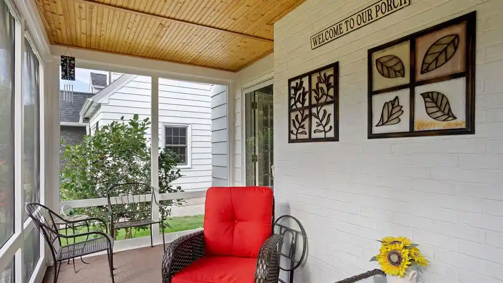 Photo 3 of Single family home for sale at 606 Gilbert Ave, Eau Claire, WI 54701 | MLS# 1604793 | Listing updated on 2026-09-08