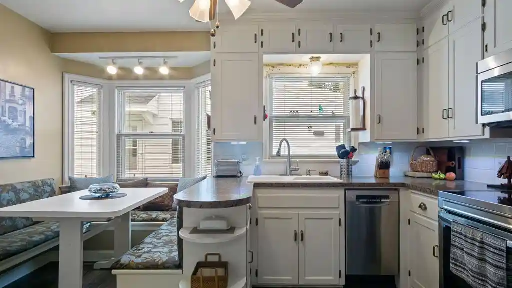 Photo 4 of Single family home for sale at 606 Gilbert Ave, Eau Claire, WI 54701 | MLS# 1604793 | Listing updated on 2026-09-08