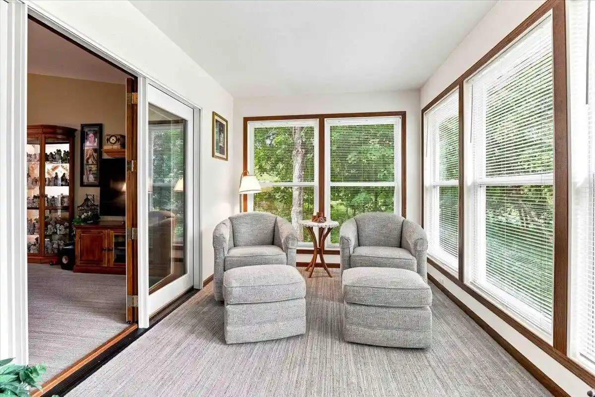 Listing Photo 5 - Condo for sale in building located at 1720 Elizabeth St, Baraboo, WI 53913 - Unit #13