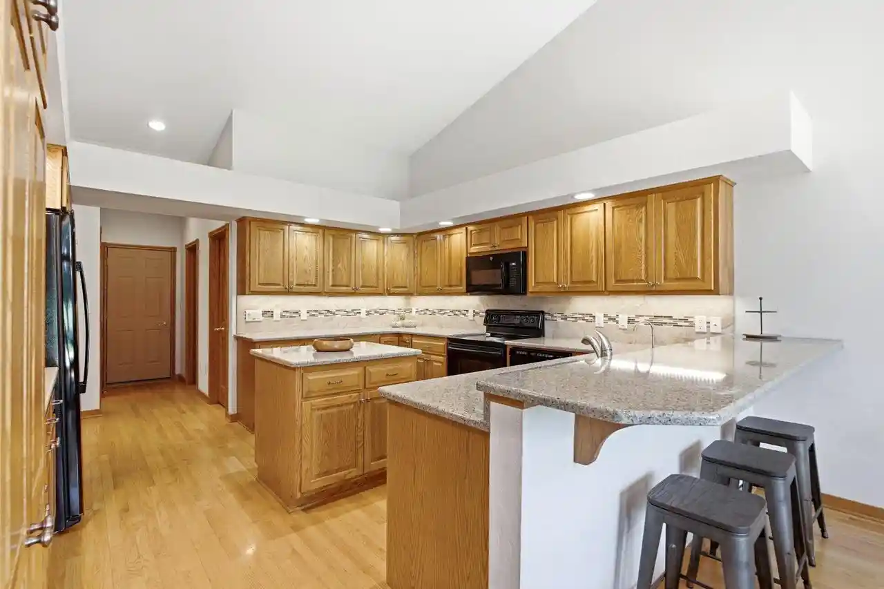 Photo 1 of Condo for sale at 1209 E Sweetbriar Ln, Hartland, WI 53029 | MLS# 1978870 | Listing updated on 2026-09-22