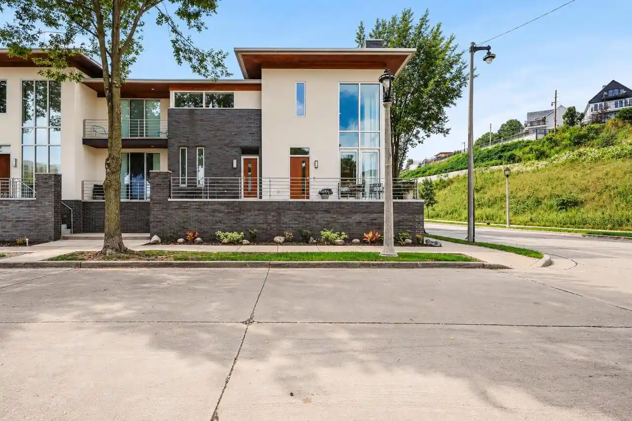 Photo 1 of Condo for sale at 1931 N Pierce St #16, Milwaukee, WI 53212 | MLS# 1978871 | Listing updated on 2026-09-10