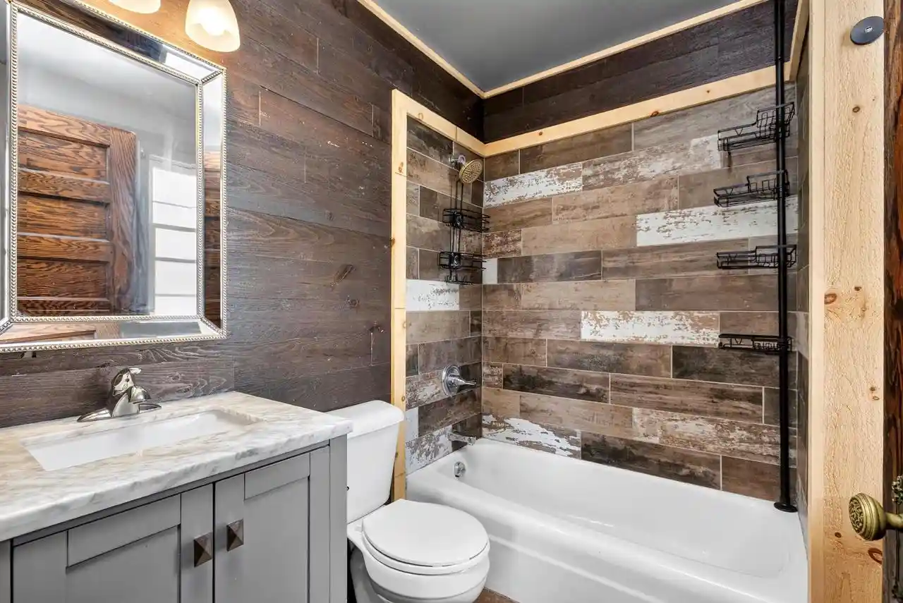 Photo 2 of Single family home for sale at 1103 Cherry St, Oshkosh, WI 54901 | MLS# 50332070 | Listing updated on 2026-09-14