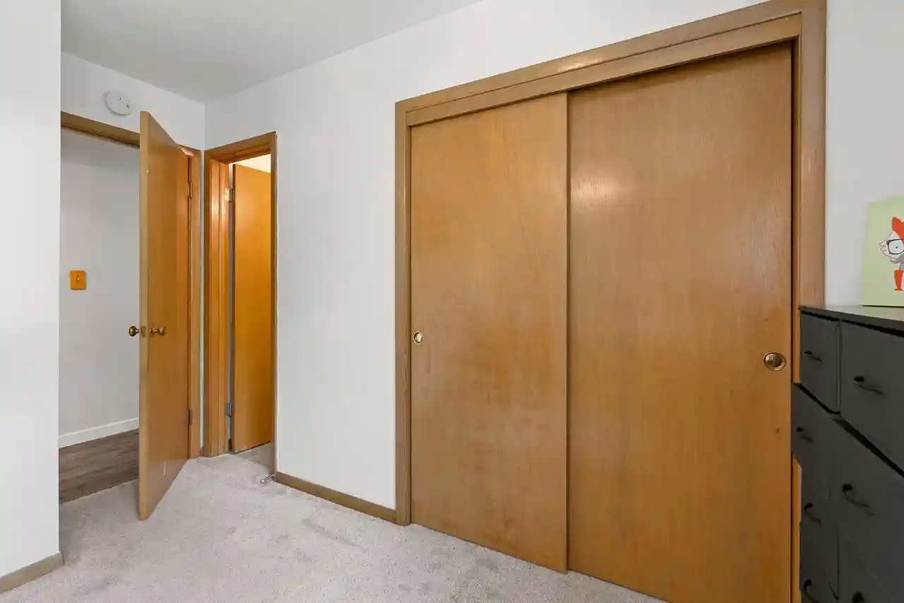 Photo 3 of Single family home for sale at 1324 Bismarck Ave, Oshkosh, WI 54902 | MLS# 50332082 | Listing updated on 2026-09-09