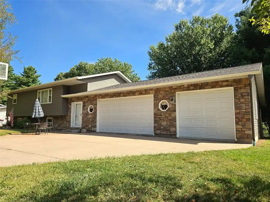 Photo 1 of Single family home for sale at 1105 Beohmer Dr, Rice Lake, WI 54868 | MLS# 1604746 | Listing updated on 2026-09-03