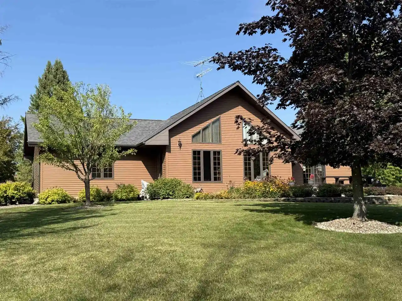 Photo 1 of Sale Pending at W5402 Number 7 Rd, Menominee, MI 49858 | MLS# 50332088 | Listing updated on 2026-09-09