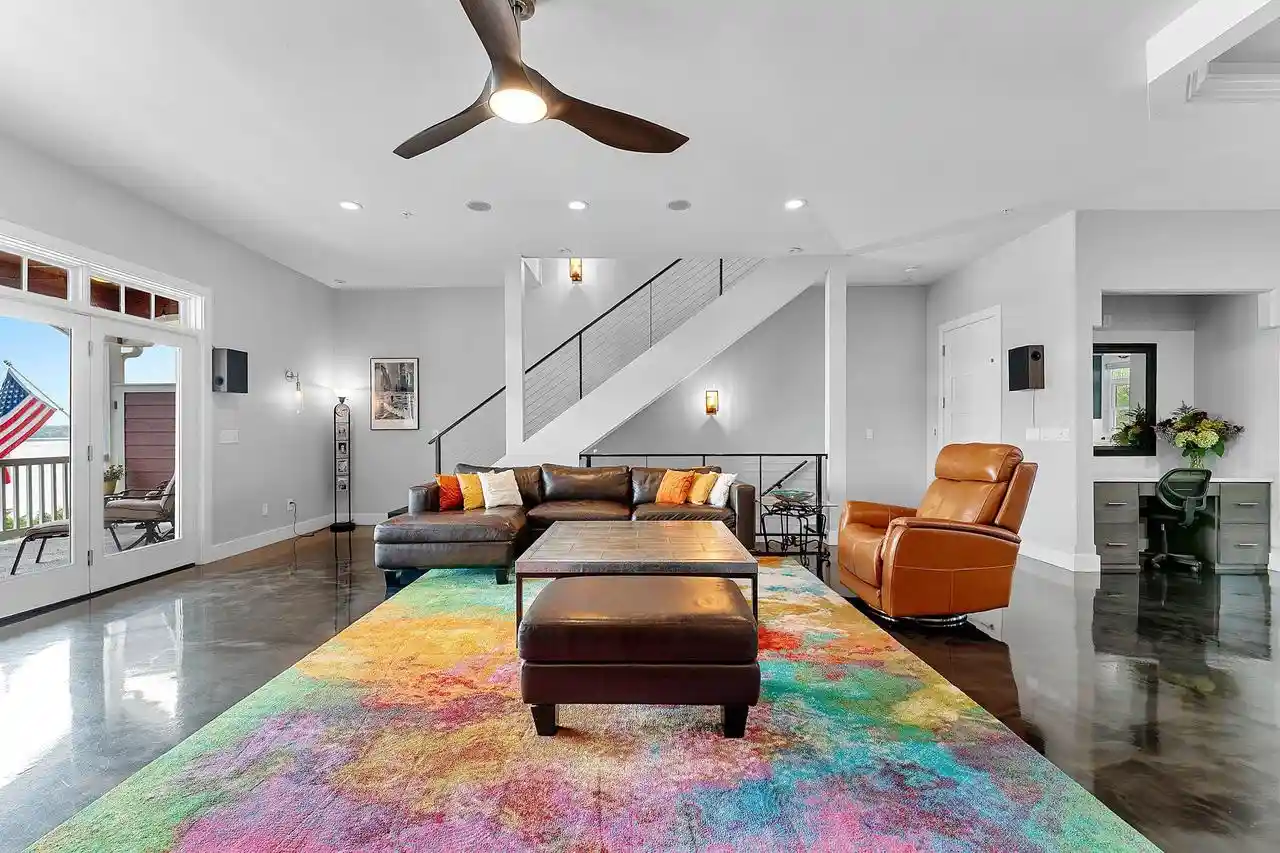 Listing Photo 2 - Condo for sale in building located at 2119 Lost Dauphin Rd, De Pere, WI 54115