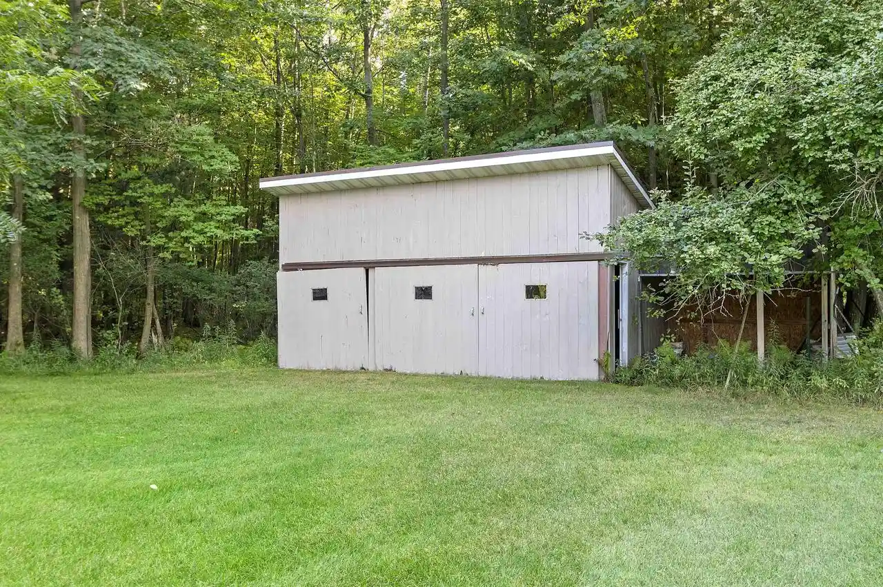 Photo 3 of Single family home for sale at W1855 Krause Rd, Marinette, WI 54143 | MLS# 50332087 | Listing updated on 2026-09-06