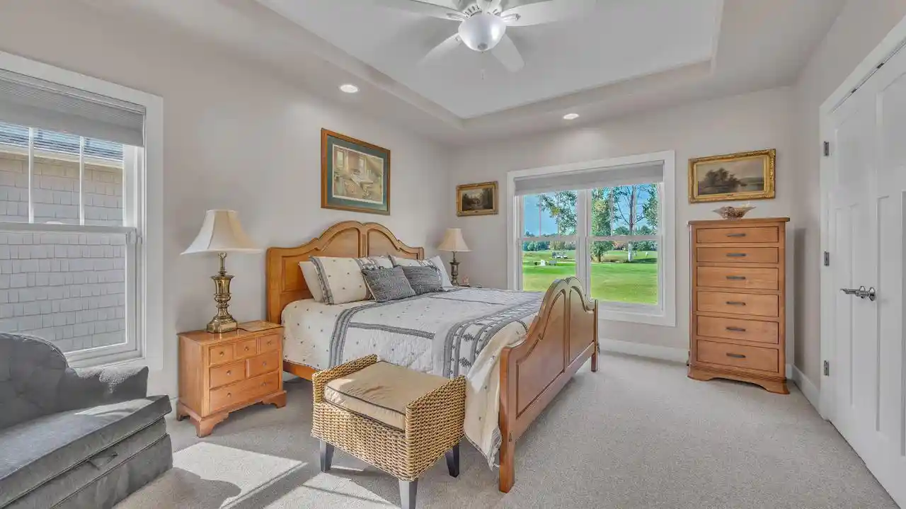 Listing Photo 5 - Condo for sale in building located at 1982 Golf Crse Dr, Fond Du Lac, WI 54937
