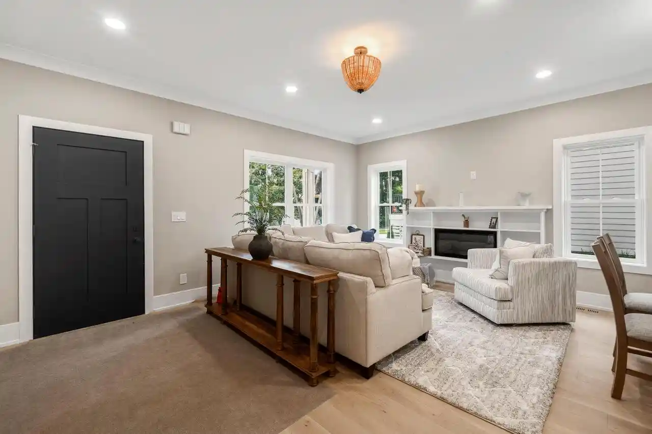 Photo 4 of Single family home for sale at W3820 Lakeview Dr, Lake Geneva, WI 53147 | MLS# 1978901 | Listing updated on 2026-09-21