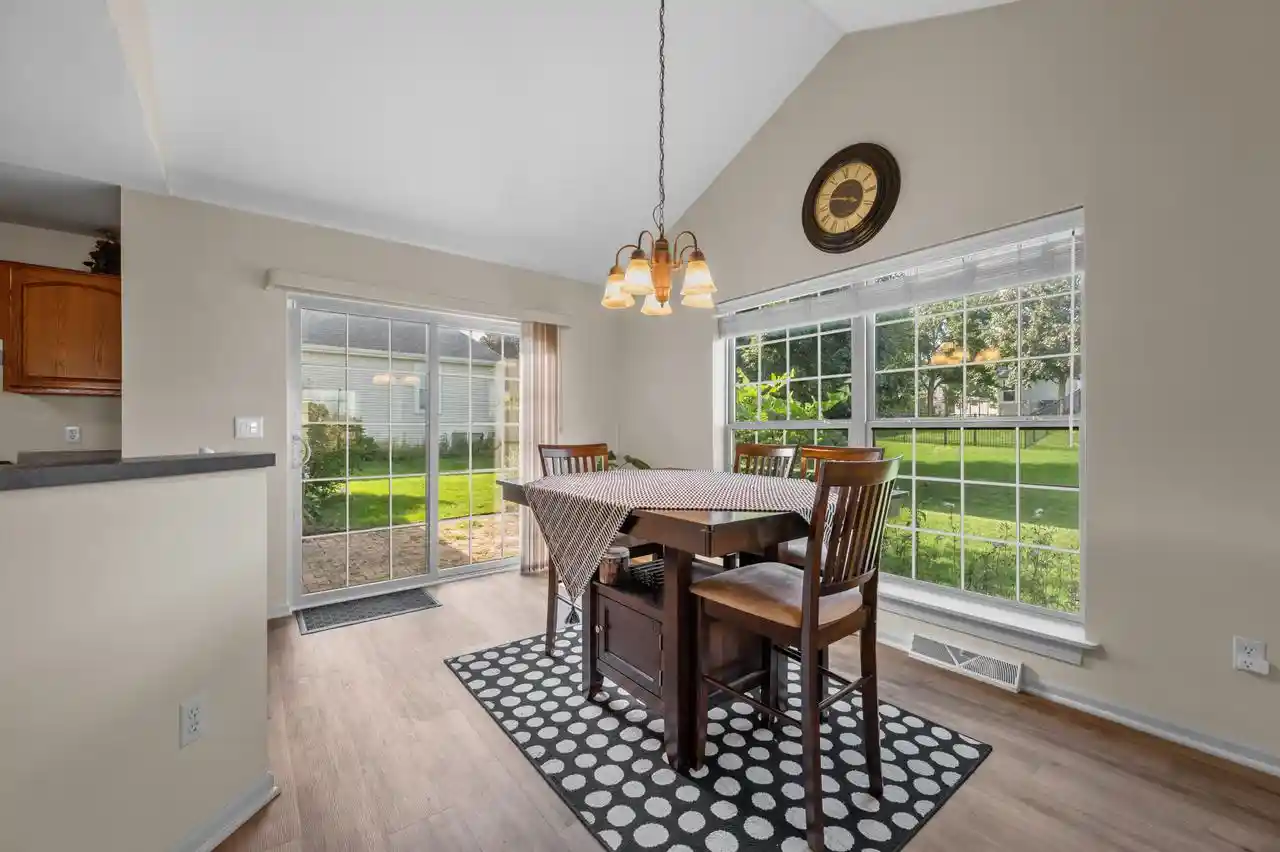 Photo 4 of Single family home for sale at 922 River Hl Dr, Waukesha, WI 53189 | MLS# 1978906 | Listing updated on 2026-10-29