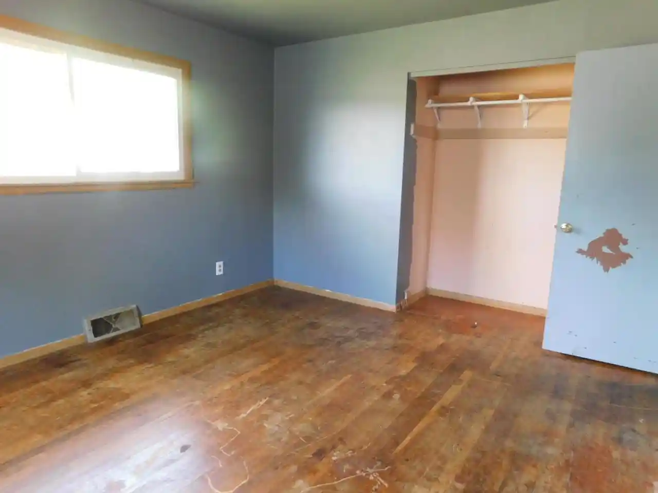 Photo 2 of Single family home for sale at 1707 Mathews St, Merrill, WI 54452 | MLS# 22604341 | Listing updated on 2026-09-10