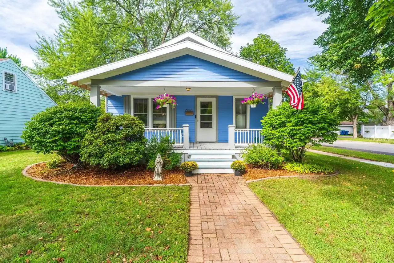 Photo 1 of Single family home for sale at 2402 Emerson St, Wausau, WI 54403 | MLS# 22604343 | Listing updated on 2026-09-06