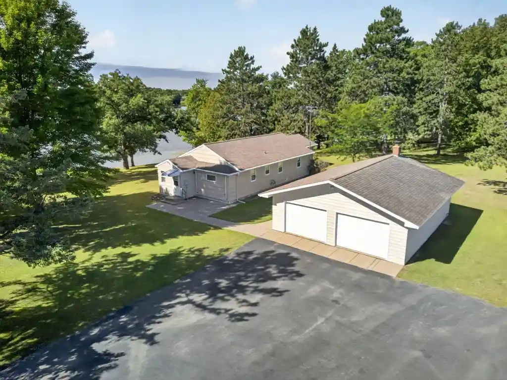 Photo 3 of Single family home for sale at 2513 E Grenquist Lake Ln, Cumberland, WI 54829 | MLS# 1604692 | Listing updated on 2026-09-16