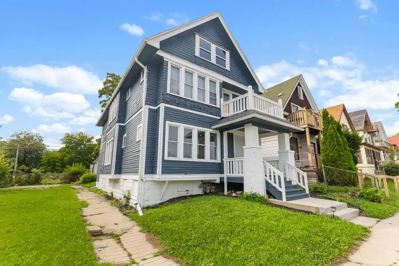 Photo 3 of Multi family home for sale at 3259 N 8th Street, Milwaukee, WI 53206 | MLS# 1978929 | Listing updated on 2026-09-14