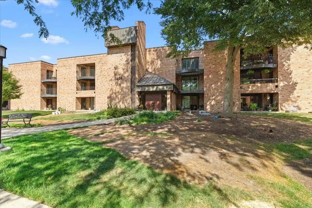 Photo 1 of Condo for sale at 1906 E Shorewood Blvd #149, Milwaukee, WI 53211 | MLS# 1978933 | Listing updated on 2026-09-29