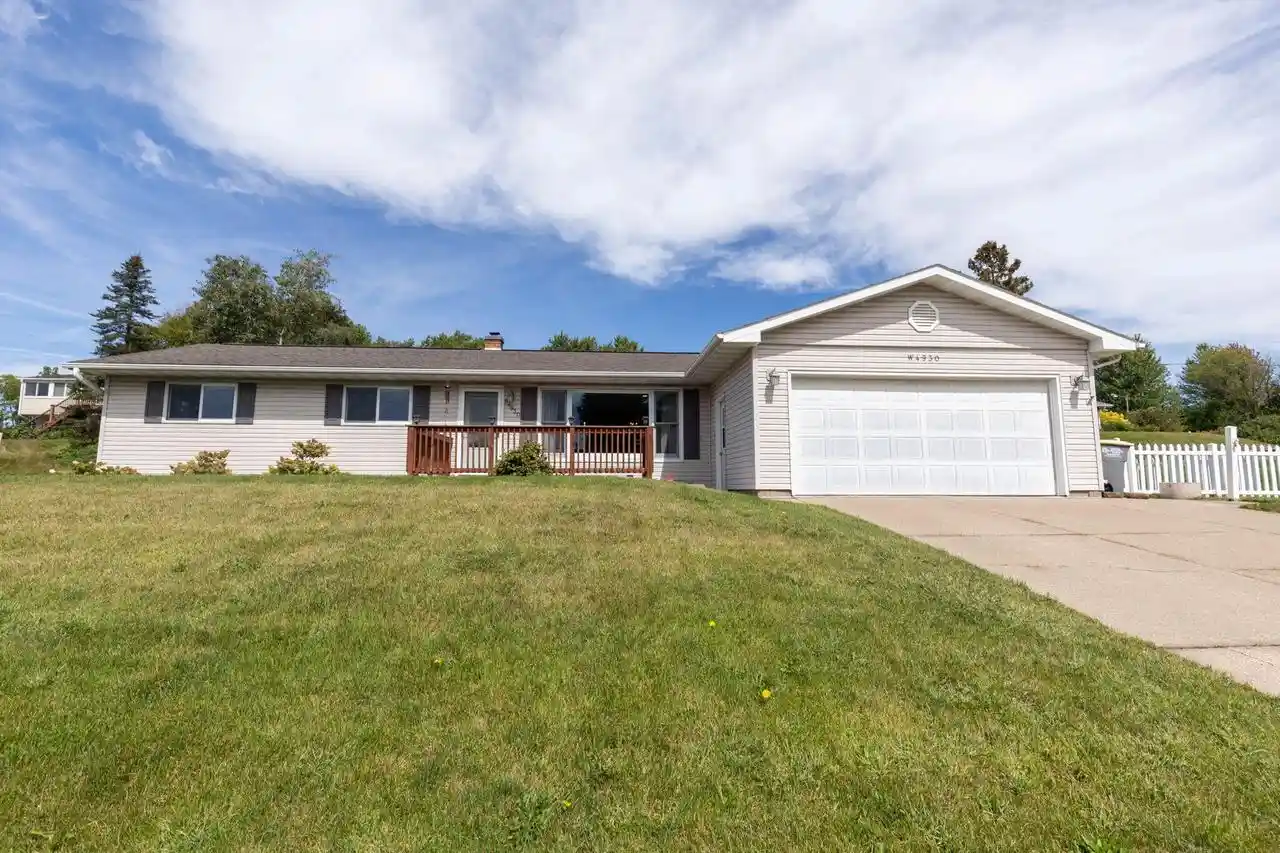 Photo 1 of Sale Pending at W4930 Mark Pl, La Crosse, WI 54601 | MLS# 1978931 | Listing updated on 2026-09-18