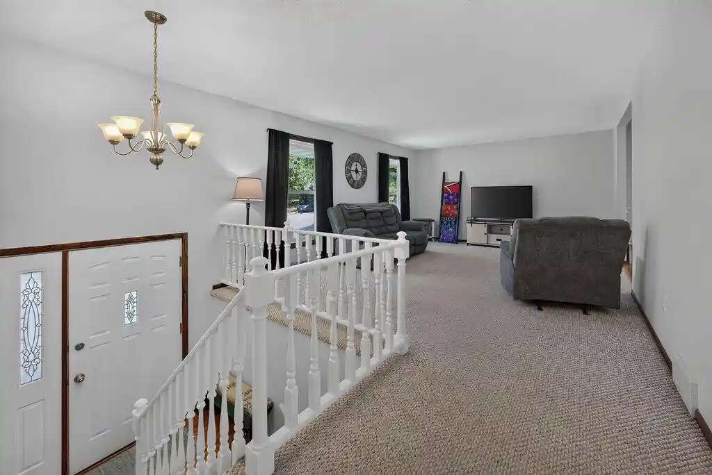 Photo 4 of Single family home for sale at 1026 Glen Echo Rd, Winona, MN 55987 | MLS# 1978950 | Listing updated on 2026-10-26