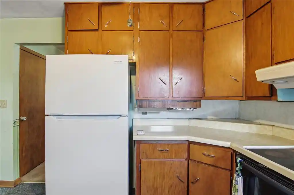 Photo 3 of Single family home for sale at 1290 County Rd F, Eau Claire, WI 54703 | MLS# 1604763 | Listing updated on 2026-09-03