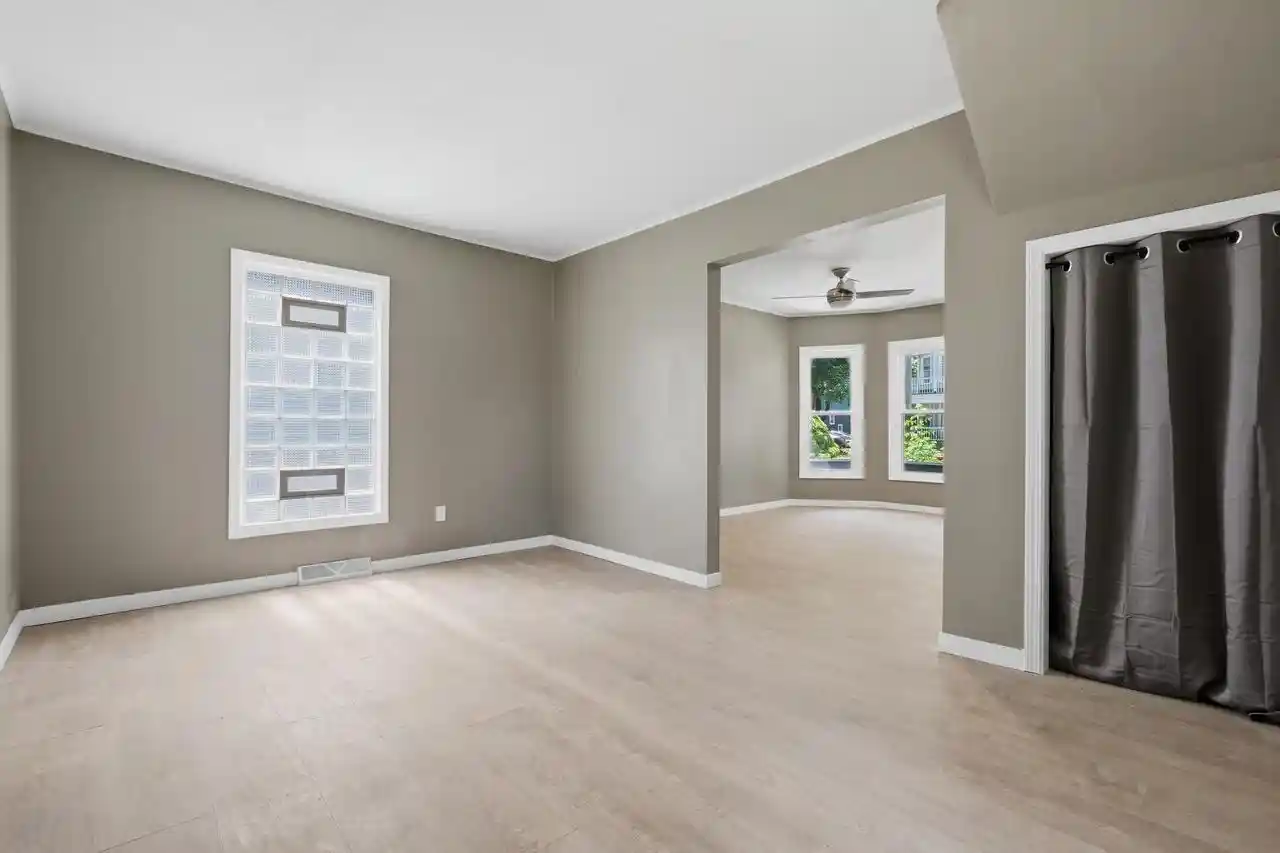 Photo 4 of Single family home for sale at 1151 Jenifer St, Madison, WI 53703 | MLS# 2031898 | Listing updated on 2026-09-17