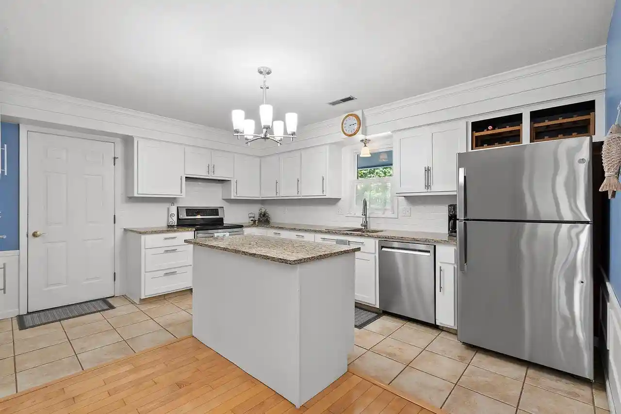 Photo 2 of Sale Pending at 451 S Wells Ave, Peshtigo, WI 54157 | MLS# 50332099 | Listing updated on 2026-09-17