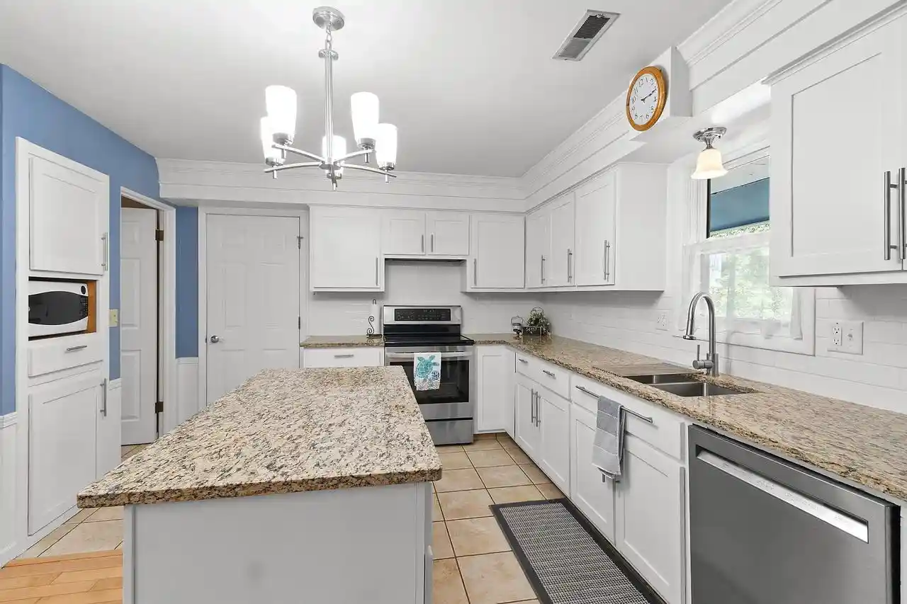 Photo 3 of Sale Pending at 451 S Wells Ave, Peshtigo, WI 54157 | MLS# 50332099 | Listing updated on 2026-09-17