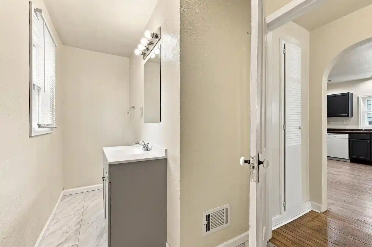 Photo 4 of Single family home for sale at 325 Washington Ave, Stevens Point, WI 54481 | MLS# 22604348 | Listing updated on 2026-09-03