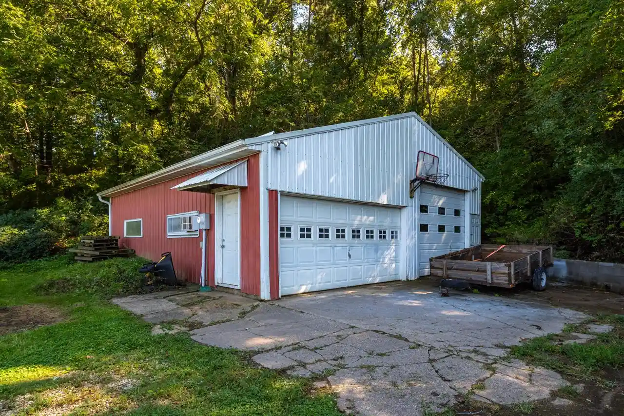 Photo 3 of Single family home for sale at W5267 County Rd B, La Crosse, WI 54601 | MLS# 1978963 | Listing updated on 2026-09-15