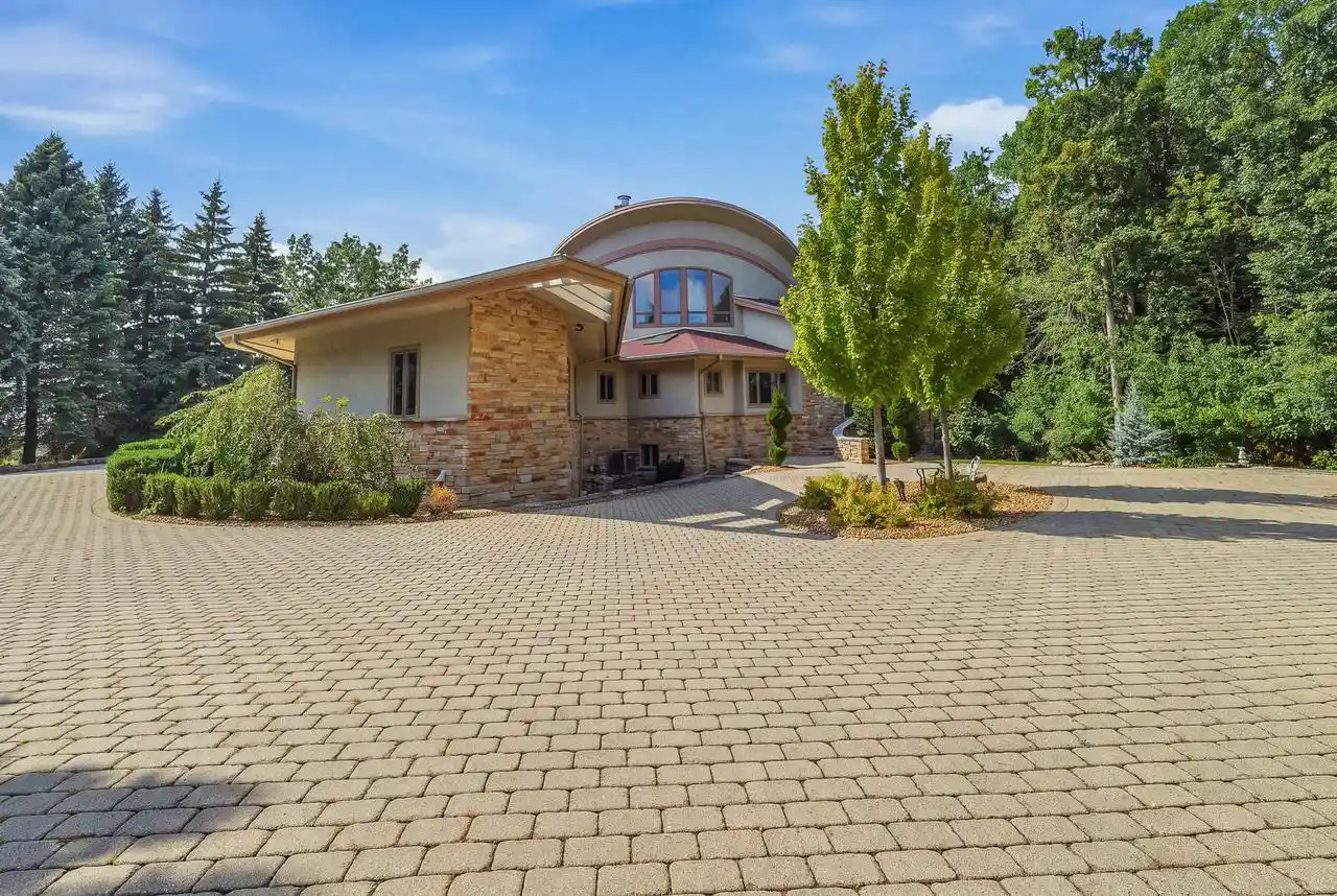 Photo 1 of Single family home for sale at 58 Oakridge Ct, Fond Du Lac, WI 54937 | MLS# 1978966 | Listing updated on 2026-09-22