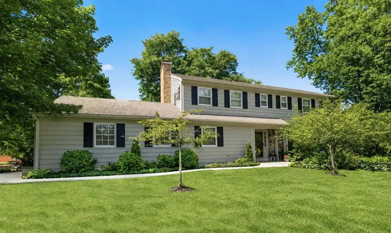 Photo 1 of Single family home for sale at 3606 W Chantilly Ct, Mequon, WI 53092 | MLS# 1978969 | Listing updated on 2026-09-11