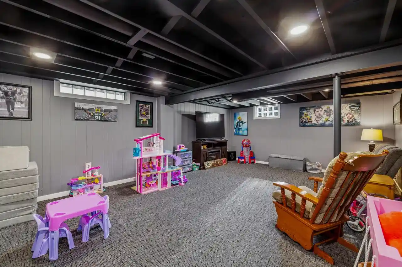 Photo 3 of Sale Pending at 427 Airpark Rd, Plymouth, WI 53073 | MLS# 1978976 | Listing updated on 2026-09-11