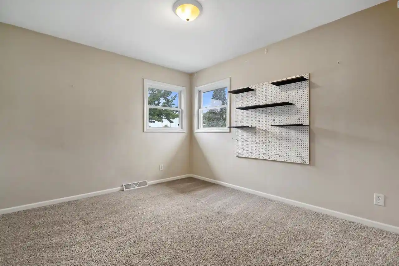 Photo 3 of Single family home for sale at 2306 17th Avenue, Kenosha, WI 53140 | MLS# 1978975 | Listing updated on 2026-09-03