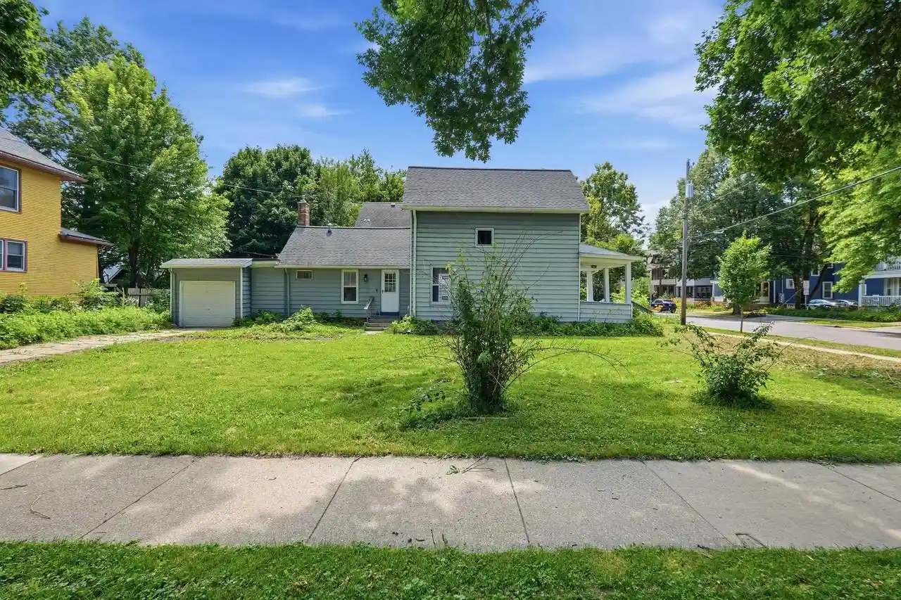 Photo 3 of Land for sale at 1153 Jenifer St, Madison, WI 53703 | MLS# 2031903 | Listing updated on 2026-09-04
