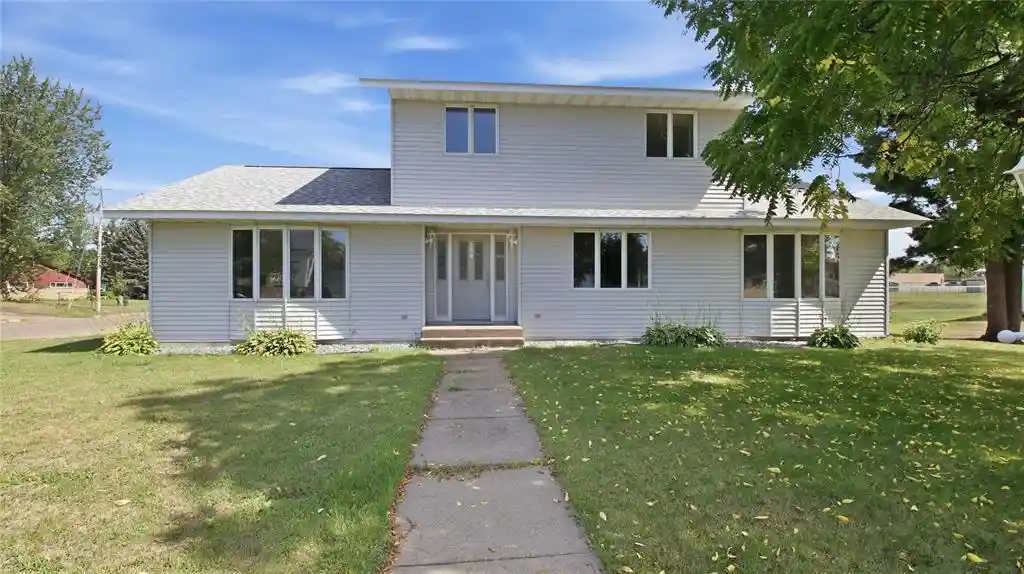 Photo 1 of Single family home for sale at 532 Main St, Cadott, WI 54727 | MLS# 1604558 | Listing updated on 2026-09-14