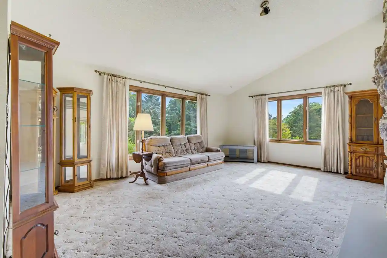 Photo 2 of Single family home for sale at 3755 N Kettle View Dr, Slinger, WI 53086 | MLS# 1978986 | Listing updated on 2026-09-23
