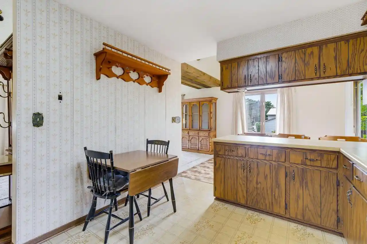 Photo 3 of Single family home for sale at 3755 N Kettle View Dr, Slinger, WI 53086 | MLS# 1978986 | Listing updated on 2026-09-23