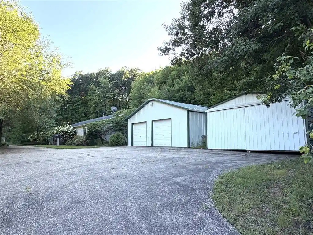 Photo 1 of Single family home for sale at N8495 Duerkop Rd, Alma Center, WI 54611 | MLS# 1604820 | Listing updated on 2026-09-07