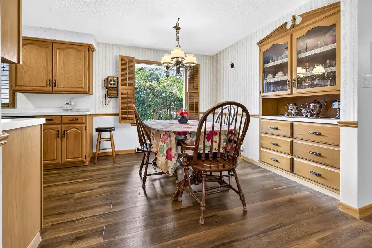 Photo 3 of Single family home for sale at 213 W Weiland Ave, Appleton, WI 54911 | MLS# 50332125 | Listing updated on 2026-09-08