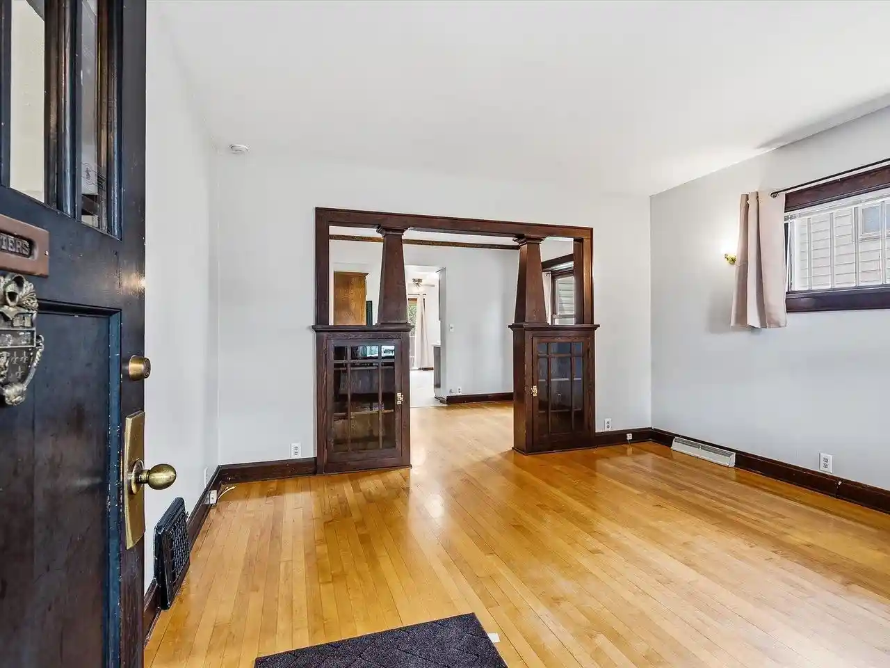 Photo 2 of Single family home for sale at 942 Division St, Green Bay, WI 54303 | MLS# 50332127 | Listing updated on 2026-09-04