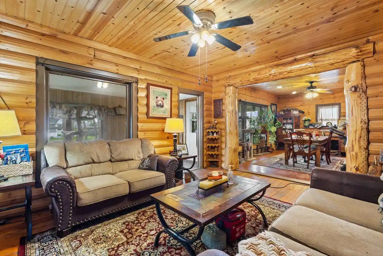 Photo 4 of Single family home for sale at 117 S Main St, Montello, WI 53949 | MLS# 2031916 | Listing updated on 2026-10-06