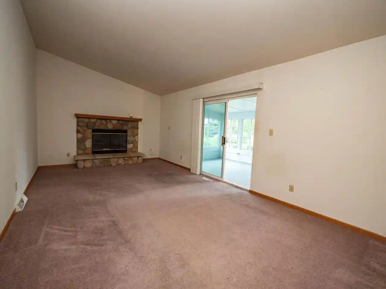 Photo 2 of Single family home for sale at 2405 N University Dr, Waukesha, WI 53188 | MLS# 1978997 | Listing updated on 2026-09-15