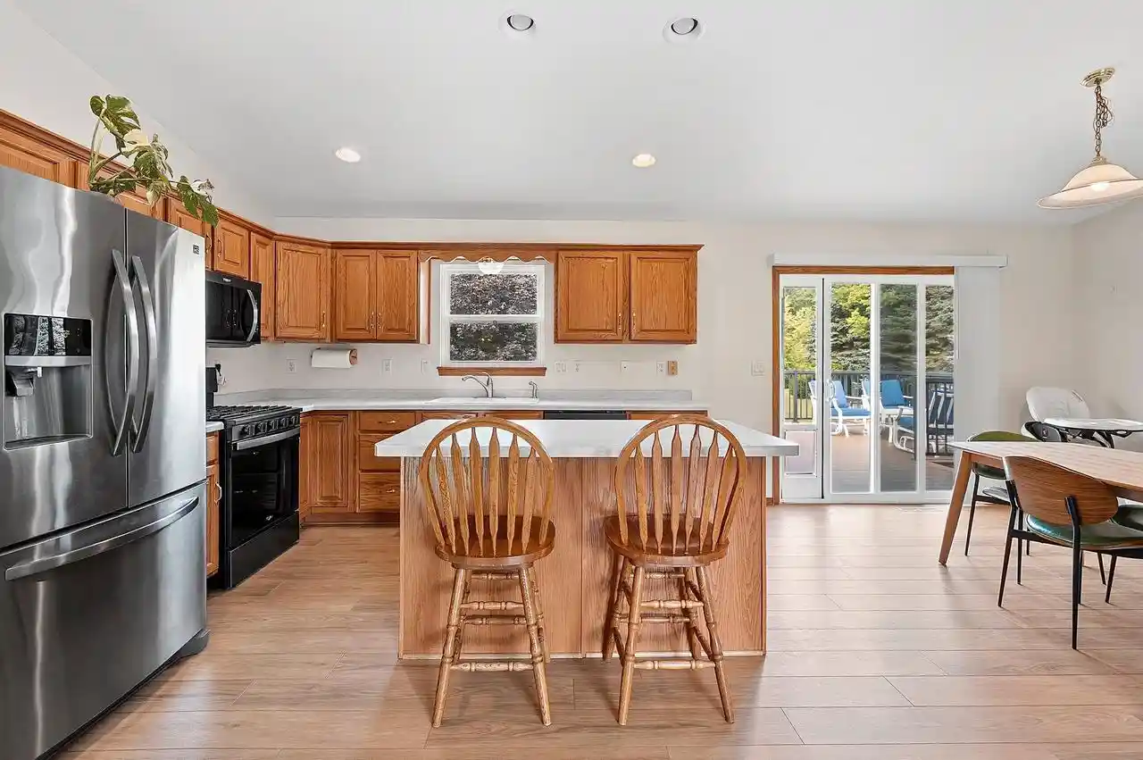 Photo 3 of Single family home for sale at 108 Robin Ln, Oconto, WI 54153 | MLS# 50332093 | Listing updated on 2026-09-14