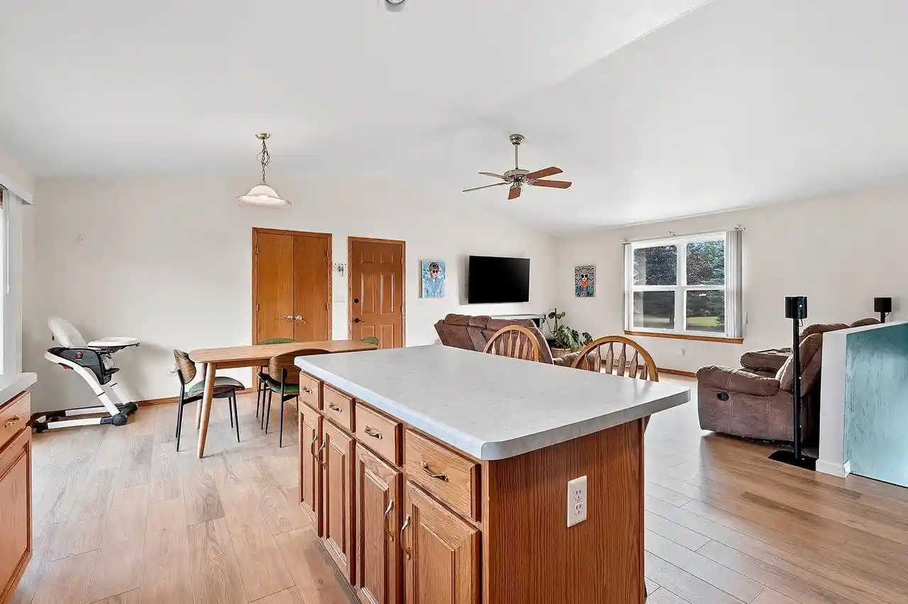 Photo 3 of Single family home for sale at 108 Robin Ln, Oconto, WI 54153 | MLS# 50332093 | Listing updated on 2026-09-14