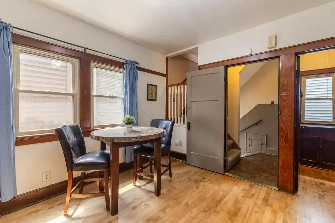 Photo 2 of Single family home for sale at 1811 N Astor St, Milwaukee, WI 53202 | MLS# 1979003 | Listing updated on 2026-09-13
