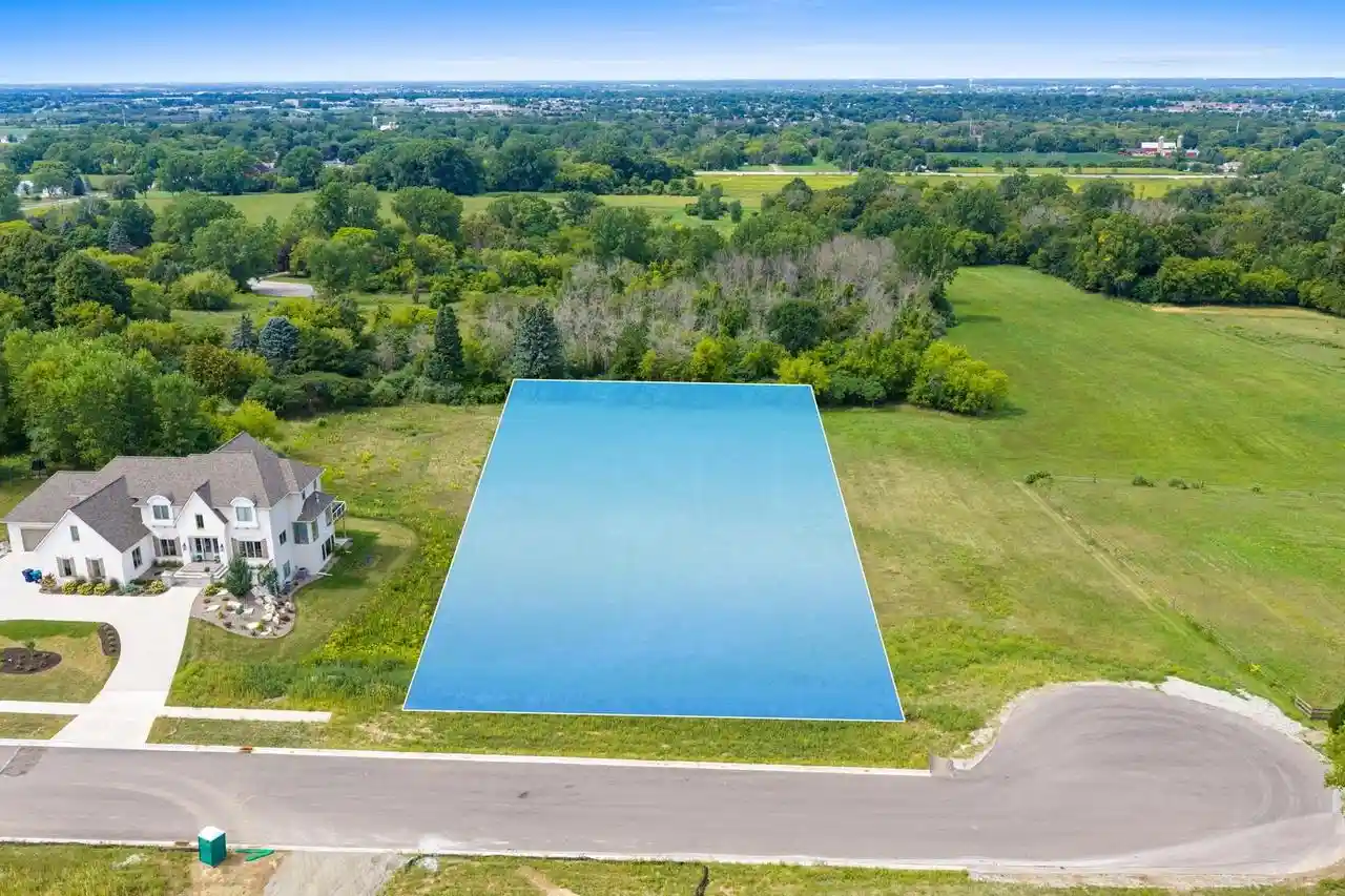 Photo 1 of Sale Pending at Heritage Hts, De Pere, WI 54115 | MLS# 50332132 | Listing updated on 2026-09-15