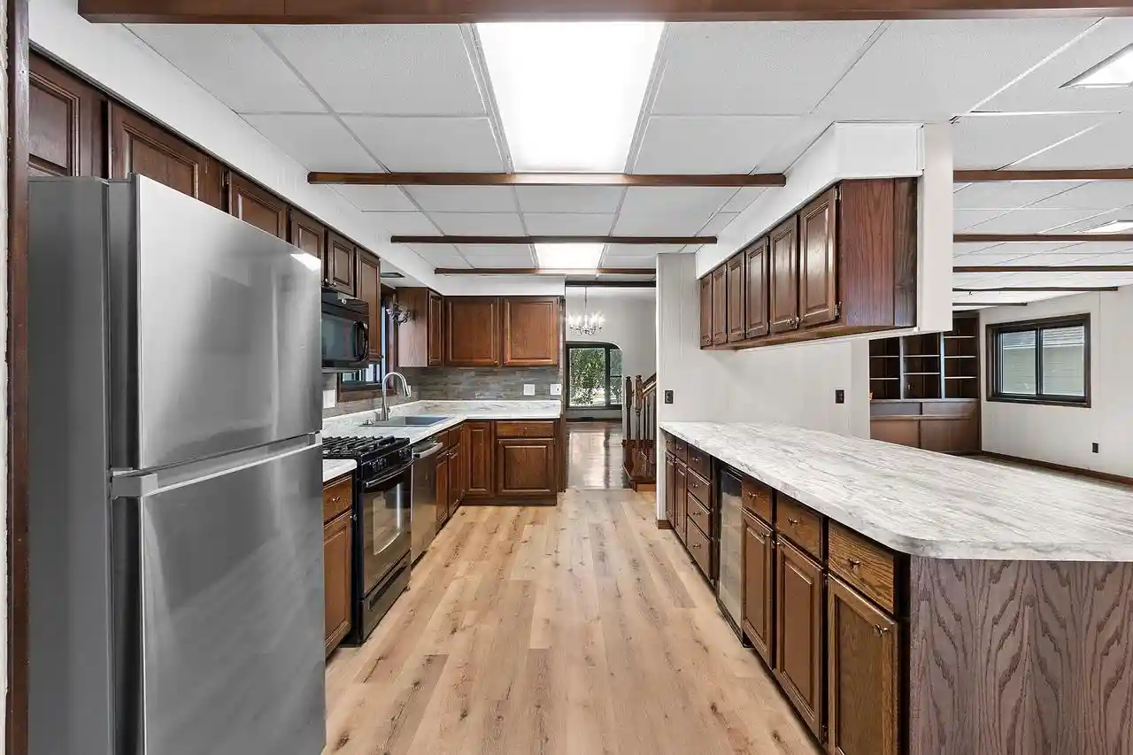 Photo 3 of Single family home for sale at 1005 Elizabeth Ave, Marinette, WI 54143 | MLS# 50332118 | Listing updated on 2026-09-22