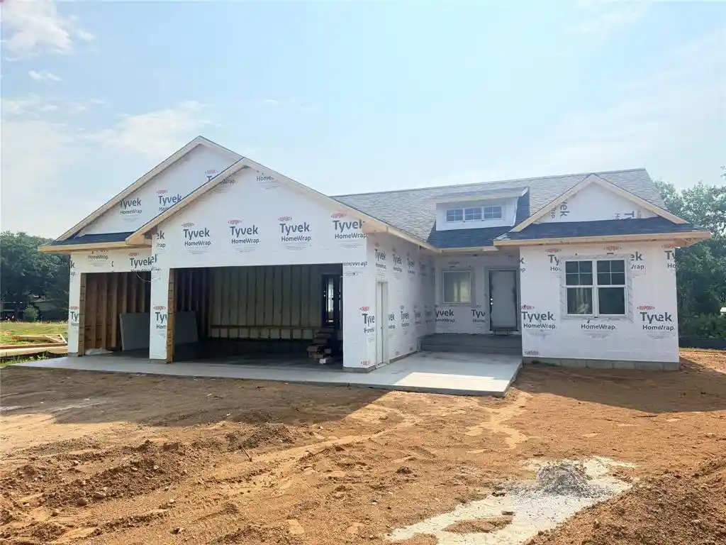 Photo 3 of Single family home for sale at 2616 27th Court, Chippewa Falls, WI 54729 | MLS# 1604562 | Listing updated on 2026-09-09