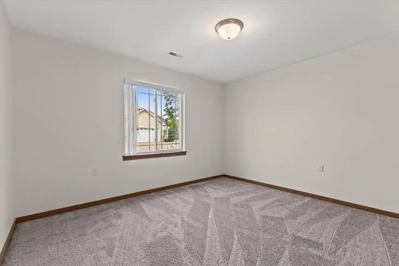 Listing Photo 5 - Condo for sale in building located at 2820 21st St, Kenosha, WI 53140 - Unit #8