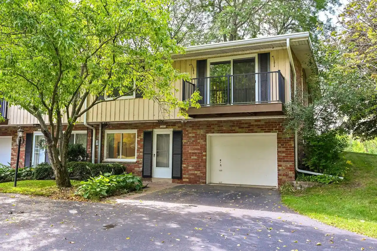 Photo 1 of Condo for sale at 12975 N Colony Dr, Mequon, WI 53097 | MLS# 1979008 | Listing updated on 2026-09-11
