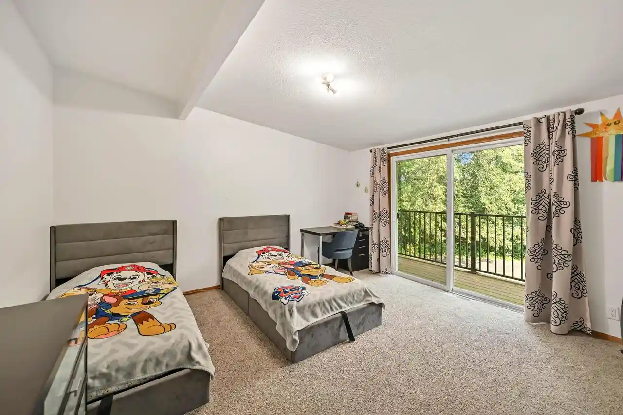 Photo 4 of Condo for sale at 12975 N Colony Dr, Mequon, WI 53097 | MLS# 1979008 | Listing updated on 2026-09-11